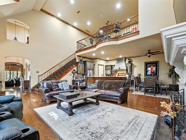 5904  Tewkesbury Way , Dallas Texas 75252