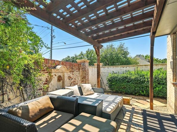 5904  Tewkesbury Way , Dallas Texas 75252