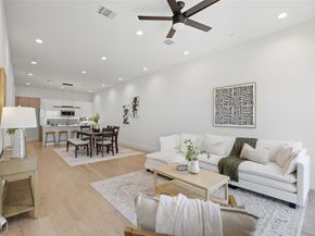 4517  Munger Avenue  105, Dallas Texas 75204