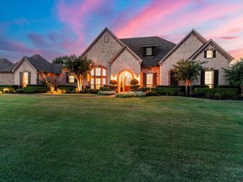 2901  Lakeview Drive 