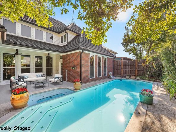 801  Spring Canyon Drive , Irving Texas 75063