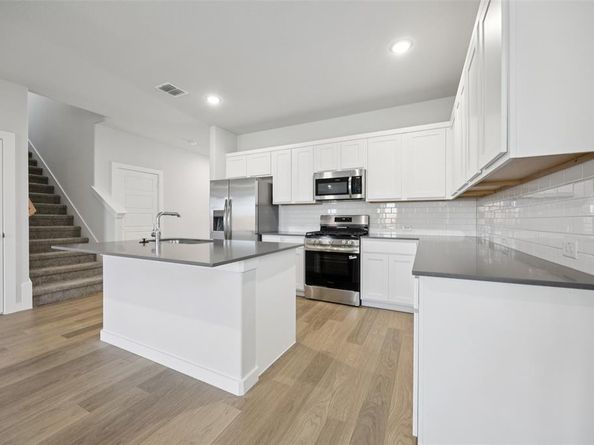 704  Pine Beach Drive , McKinney Texas 75071