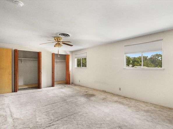 2803  Oak Cliff Lane , Arlington Texas 76012