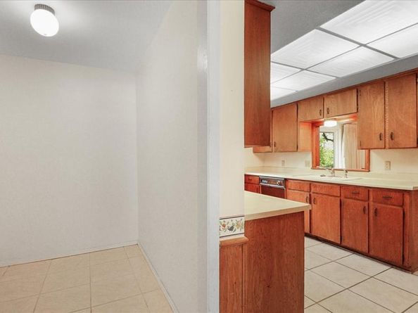 2803  Oak Cliff Lane , Arlington Texas 76012
