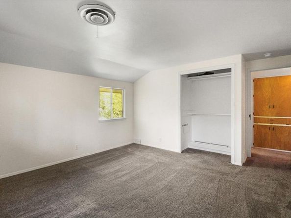 2803  Oak Cliff Lane , Arlington Texas 76012