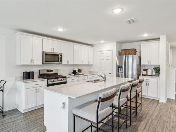 2812  Pecan Park Drive , Denton Texas 76208