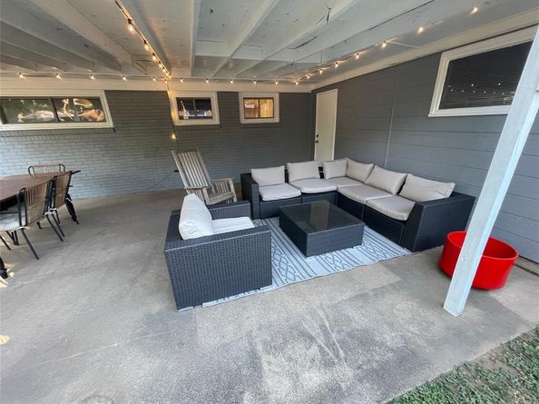 1909  Colony Drive , Irving Texas 75061