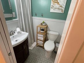 1909  Colony Drive , Irving Texas 75061