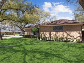 1716  Greendale Drive , Dallas Texas 75217