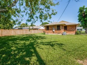 2826  Marbella Lane , Dallas Texas 75228