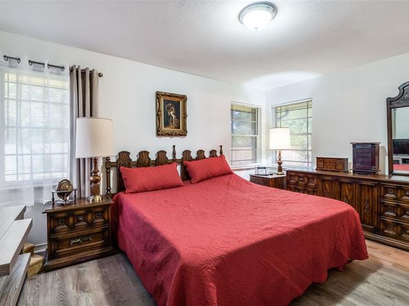 2826  Marbella Lane , Dallas Texas 75228