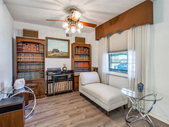 2826  Marbella Lane , Dallas Texas 75228