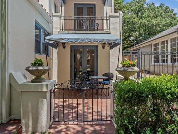 2228  Wilshire Boulevard , Fort Worth Texas 76110