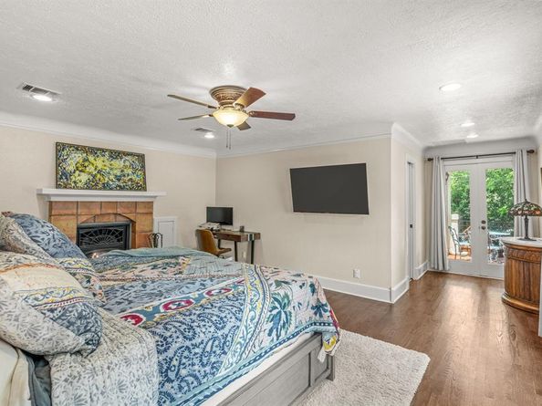 2228  Wilshire Boulevard , Fort Worth Texas 76110