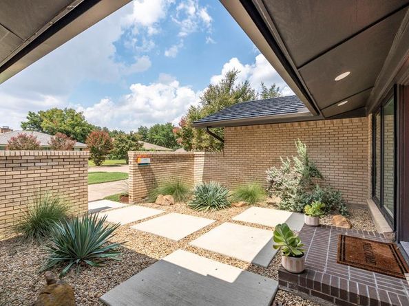 11426  Drummond Drive , Dallas Texas 75228