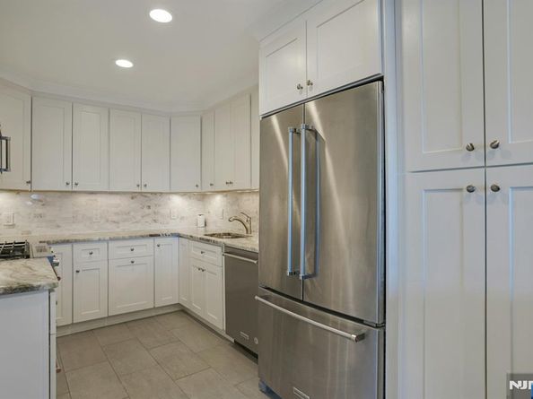 1 Columbus Place, Cliffside Park NJ 07010