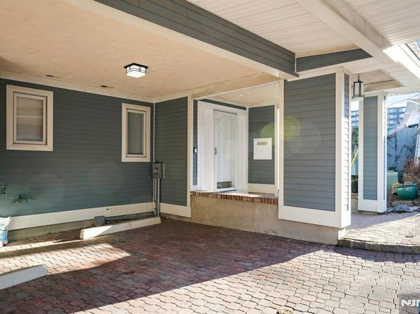 1 Columbus Place, Cliffside Park NJ 07010
