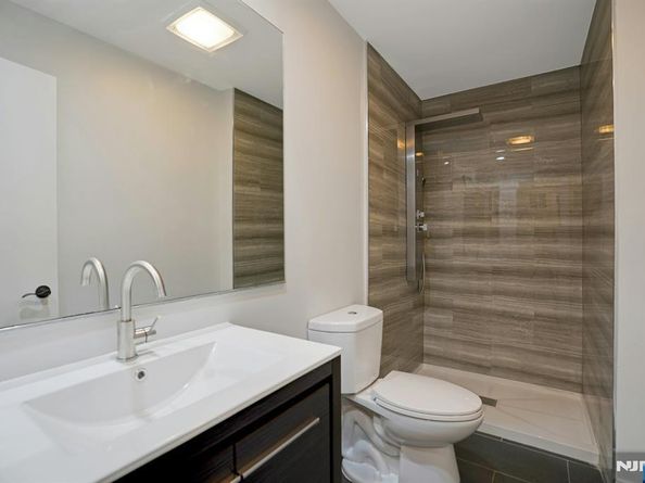 1 Columbus Place, Cliffside Park NJ 07010