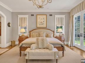 74 Roberts Road, Englewood Cliffs NJ 07632