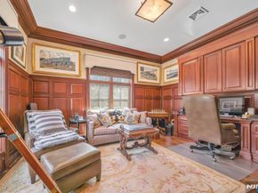 74 Roberts Road, Englewood Cliffs NJ 07632