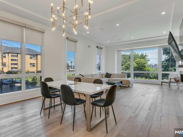 1238 River Road, Edgewater NJ 07020