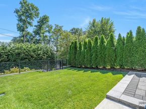 1238 River Road, Edgewater NJ 07020
