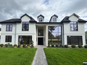 2 Maple Street