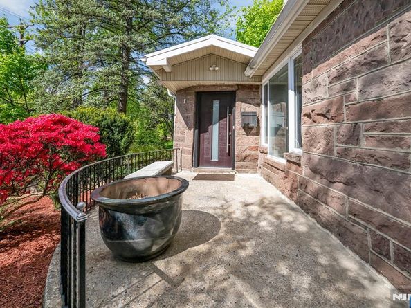 247 Glenwood Avenue, Leonia NJ 07605