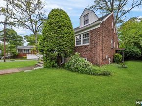 1028 Harvard Place, Fort Lee NJ 07024