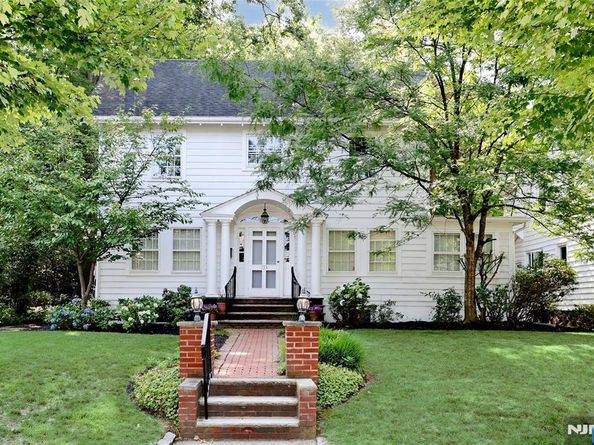 153 Glenwood Avenue, Leonia NJ 07605