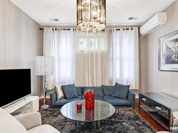 244 Slocum Way, Fort Lee NJ 07024