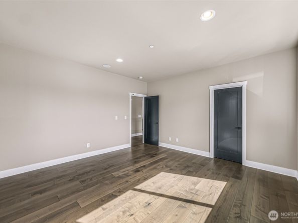 4888 194th Avenue SE, Issaquah WA 98027