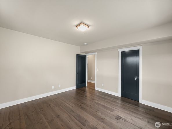 4888 194th Avenue SE, Issaquah WA 98027