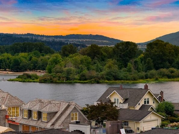 4888 194th Avenue SE, Issaquah WA 98027