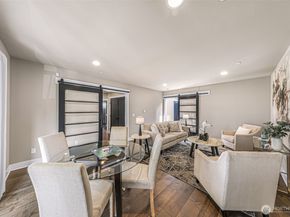 4888 194th Avenue SE, Issaquah WA 98027