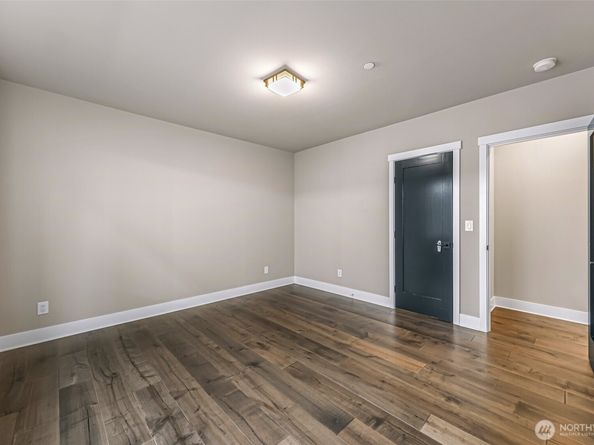 4888 194th Avenue SE, Issaquah WA 98027