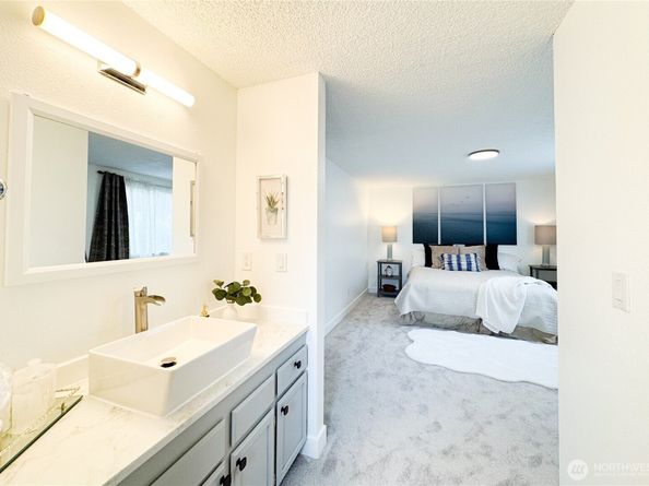 27526 26th Avenue S, Federal Way WA 98003