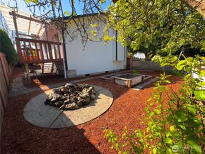 27526 26th Avenue S, Federal Way WA 98003