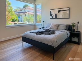 6905 42nd Avenue S C, Seattle WA 98118
