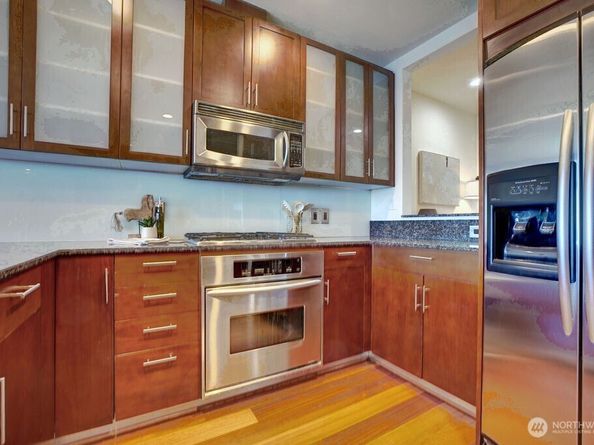 2033 2nd Avenue 2010, Seattle WA 98121