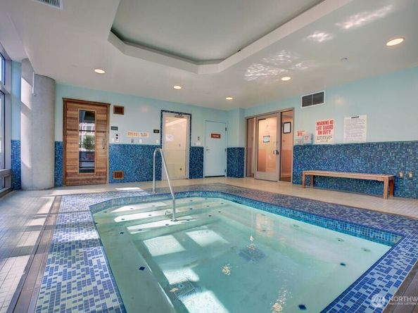 2033 2nd Avenue 2010, Seattle WA 98121