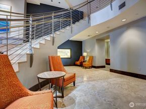 2033 2nd Avenue 2010, Seattle WA 98121