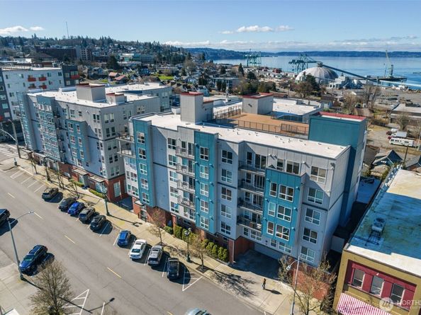 2818 Grand Avenue B603, Everett WA 98201