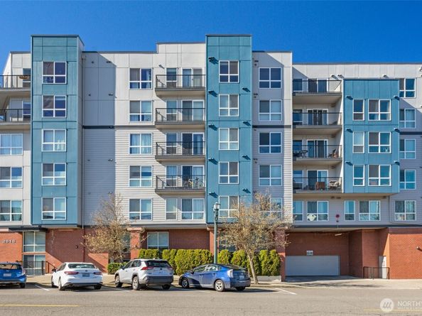 2818 Grand Avenue B603, Everett WA 98201