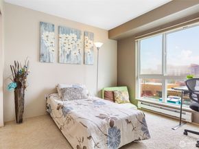 2818 Grand Avenue B603, Everett WA 98201
