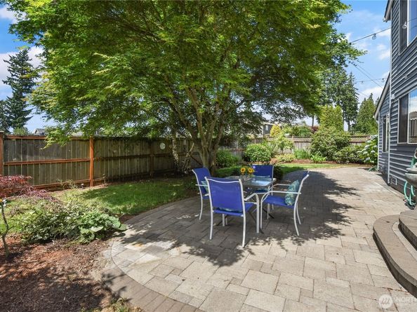 12701 NE 200th Place, Bothell WA 98011
