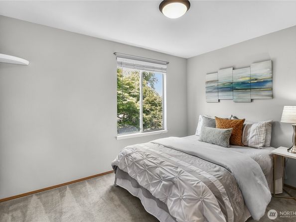 12701 NE 200th Place, Bothell WA 98011