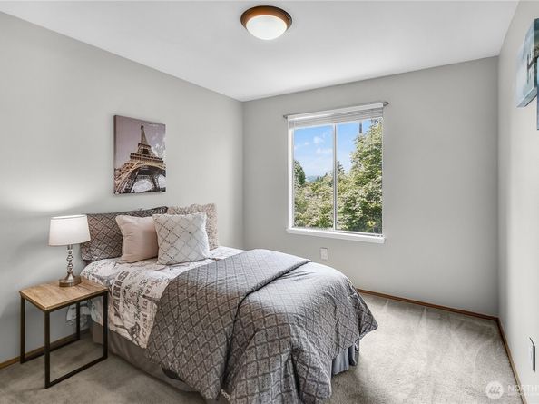 12701 NE 200th Place, Bothell WA 98011