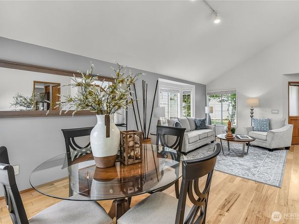 12701 NE 200th Place, Bothell WA 98011