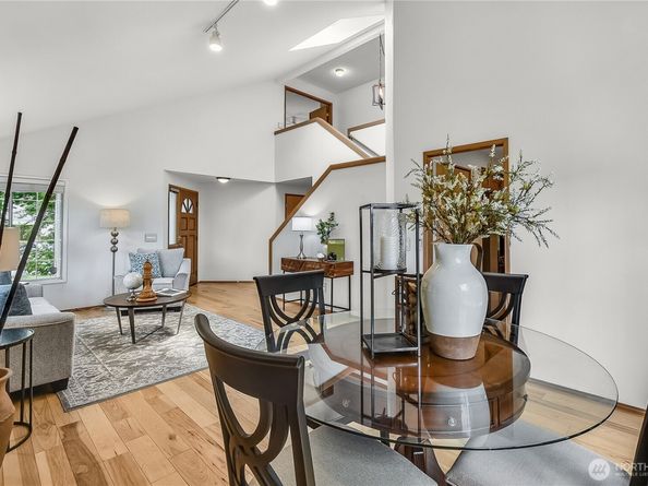 12701 NE 200th Place, Bothell WA 98011